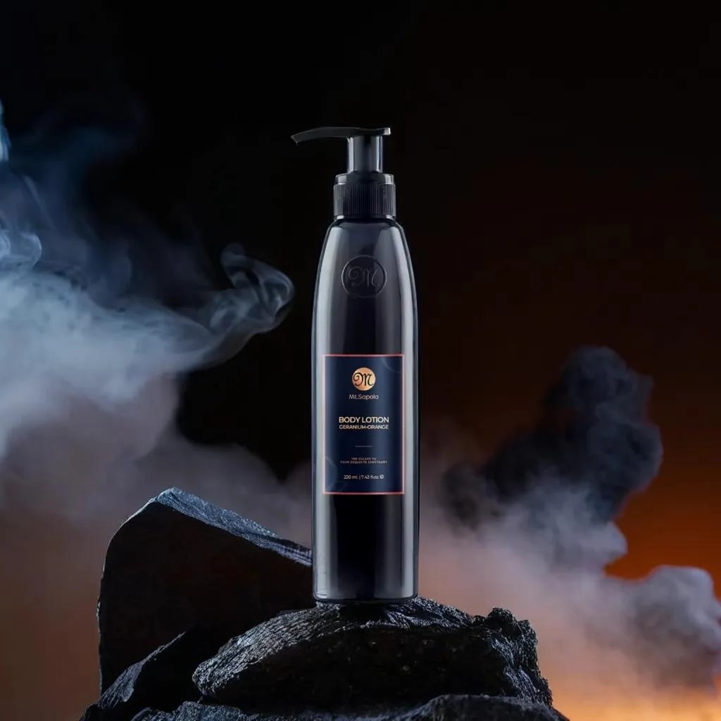 фото Питательный лосьон для тела с эфирными маслами AUTHENTIC SIGNATURE MT.SAPOLA, 220 мл в интернет магазине косметики Стикс 2