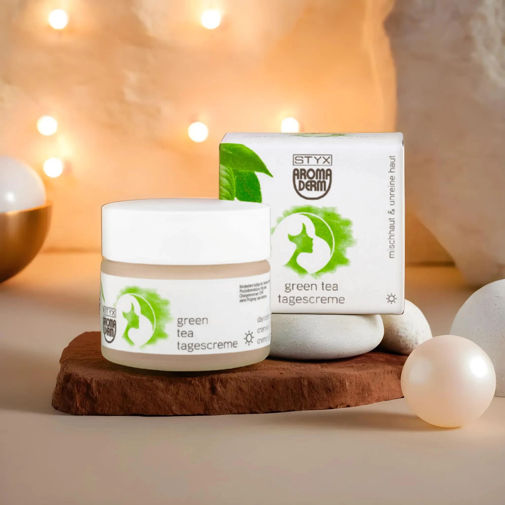 фото Дневной крем для комбинированной и повреждённой кожи ЗЕЛЕНЫЙ ЧАЙ STYX, 50 мл в интернет магазине косметики Стикс 2