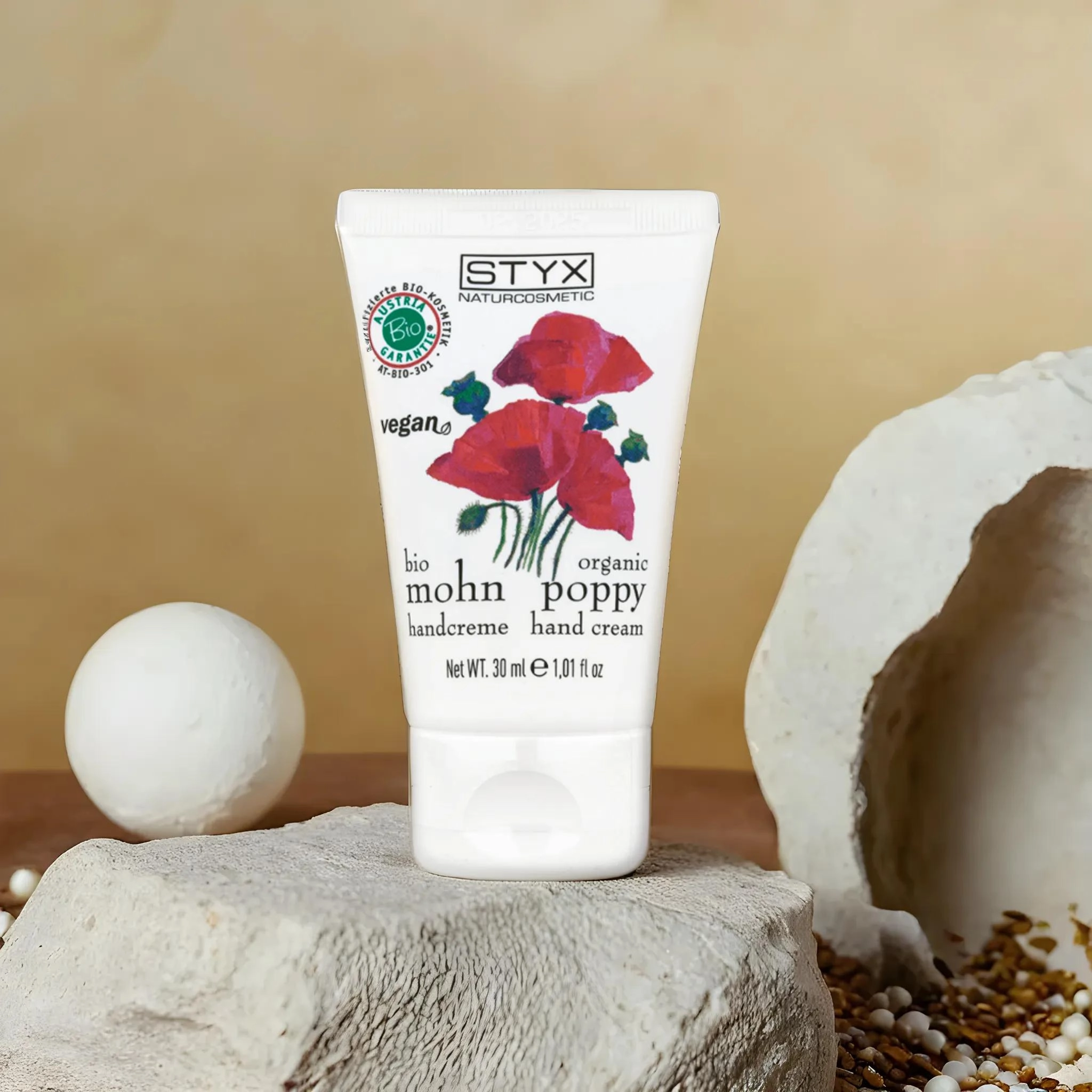 фото Питательный крем для рук на основе эфирных масел МАК STYX, 30 мл в интернет магазине косметики Стикс 2