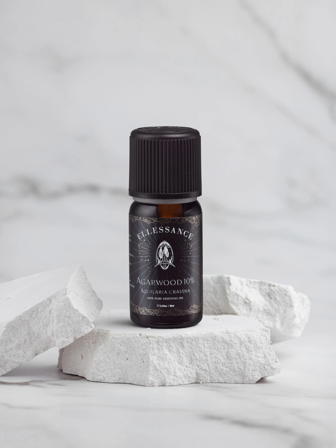 фото Абсолютное масло удовое дерево (Agarwood Crassna) в жожоба (10%) Ellessance, 10 мл в интернет магазине косметики Стикс 11