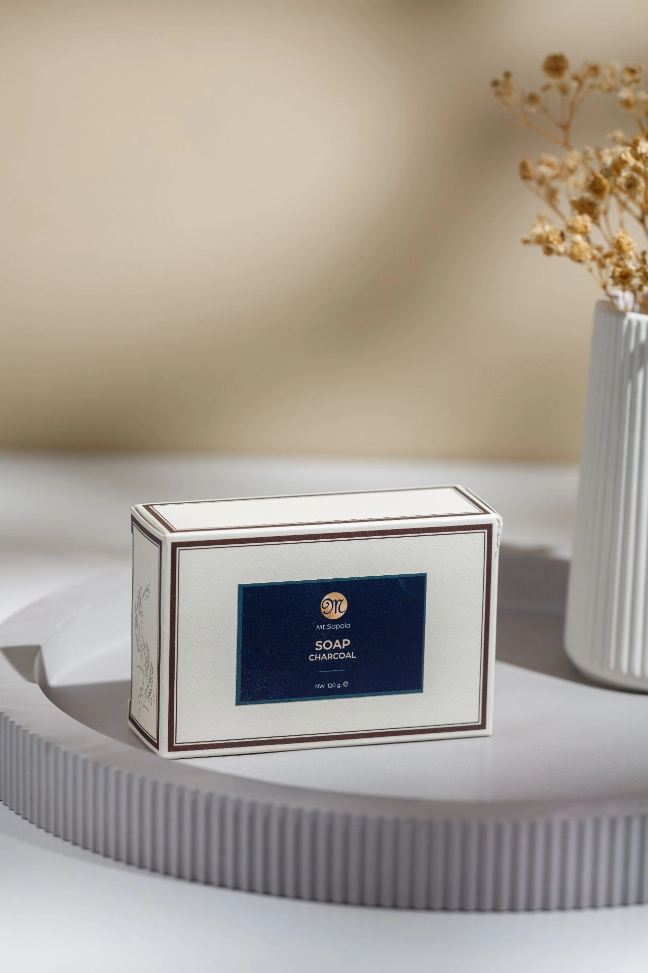 фото Очищающее органическое мыло ДРЕВЕСНЫЙ УГОЛЬ MT.SAPOLA, 120 гр в интернет магазине косметики Стикс 4