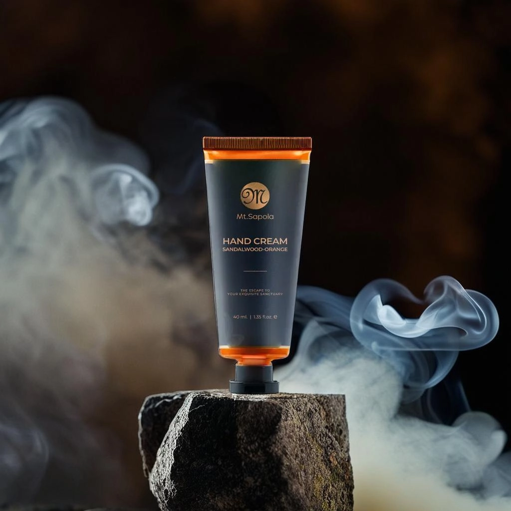 фото Питательный крем для рук САНДАЛОВОЕ ДЕРЕВО-АПЕЛЬСИН MT.SAPOLA, 40 мл в интернет магазине косметики Стикс 2