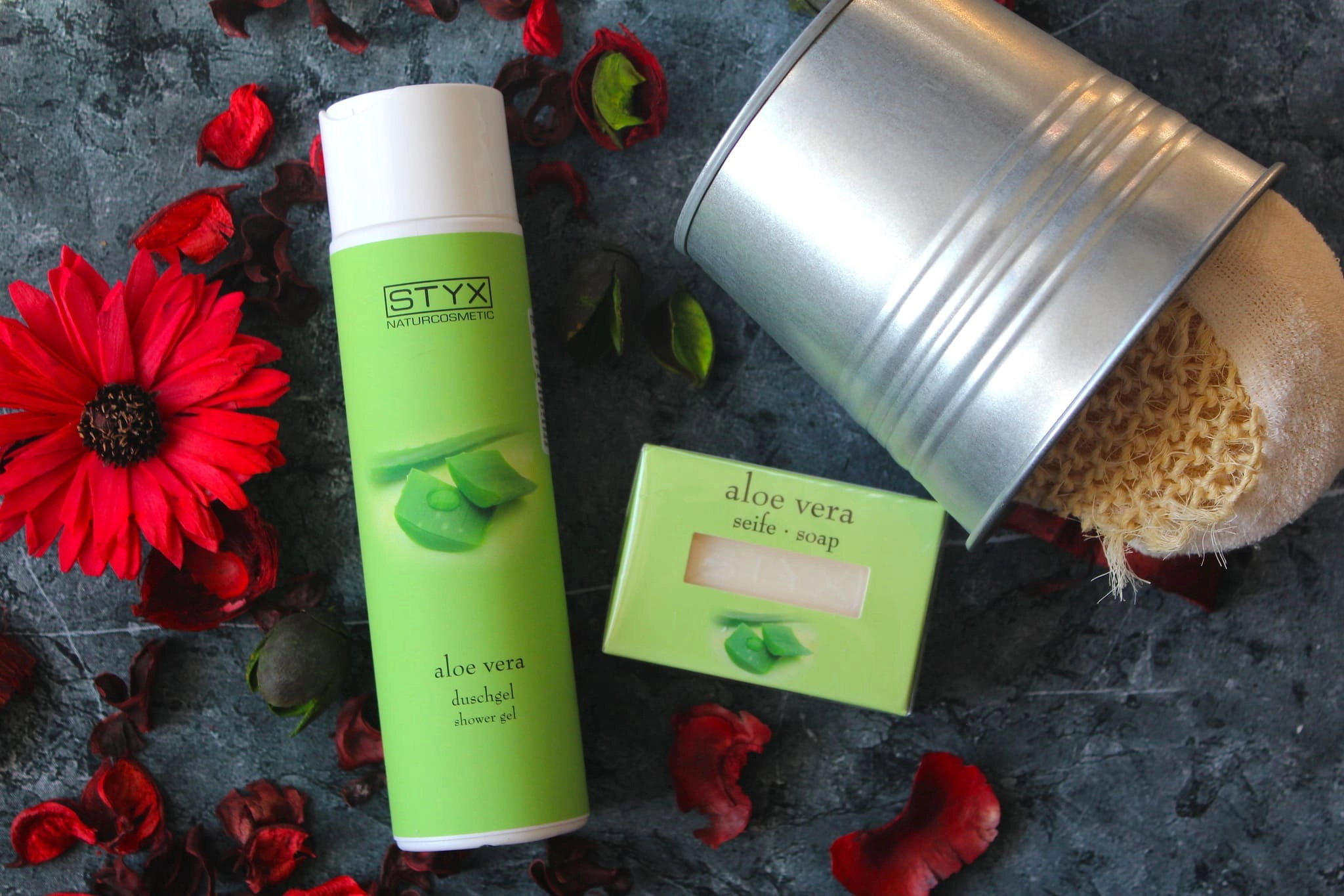 фото Деликатный успокаивающий гель для душа  АЛОЭ ВЕРА STYX, 200 мл в интернет магазине косметики Стикс 2