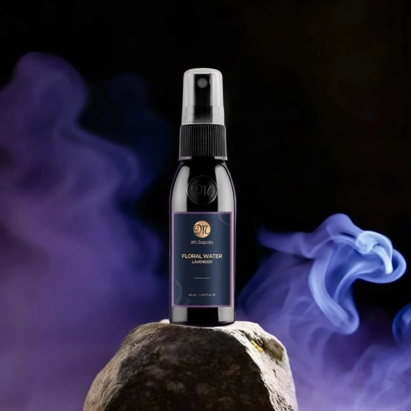 фото Цветочная вода-спрей для уставшей и капризной кожи ЛАВАНДА MT.SAPOLA, 65 мл в интернет магазине косметики Стикс 2 фото Цветочная вода-спрей для уставшей и капризной кожи ЛАВАНДА MT.SAPOLA, 65 мл в интернет магазине косметики Стикс 2