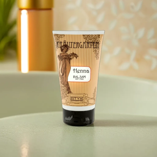фото Увлажняющий реставрирующий бальзам ХЕННА КРАСНЫЙ для темных и теплых оттенков волос STYX, 150 мл в интернет магазине косметики Стикс 2