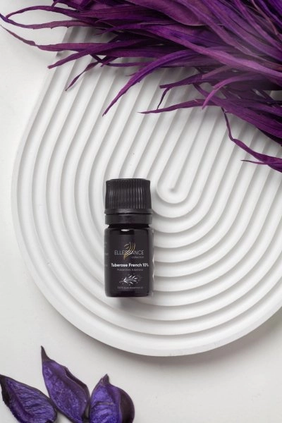 фото Абсолютное масло тубероза в жожоба (10%) Ellessance, 5 мл в интернет магазине косметики Стикс 2 фото Абсолютное масло тубероза в жожоба (10%) Ellessance, 5 мл в интернет магазине косметики Стикс 2